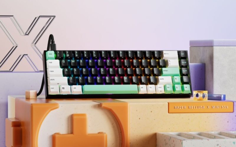 Razer lança teclado Reclusa X Mini 65% com design compacto e funcional
