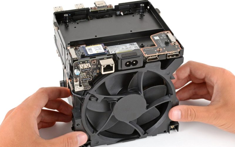 iFixit lança guias de reparo para Steam Machine