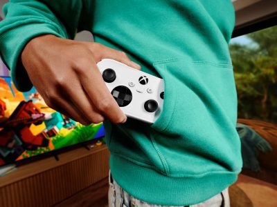 Controle Xbox Nano: compacto e com funcionalidades personalizáveis