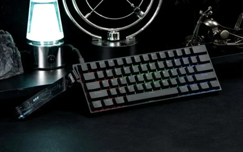 Epomaker apresenta teclado gamer sem fio com switches magnéticos