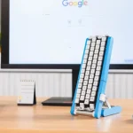 Teclado estilo esteira do Google Japão com teclas móveis em destaque