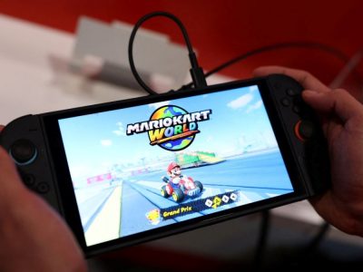 Nintendo Switch 2: Novo modelo tem bateria removível, mas mantém painel LCD do original