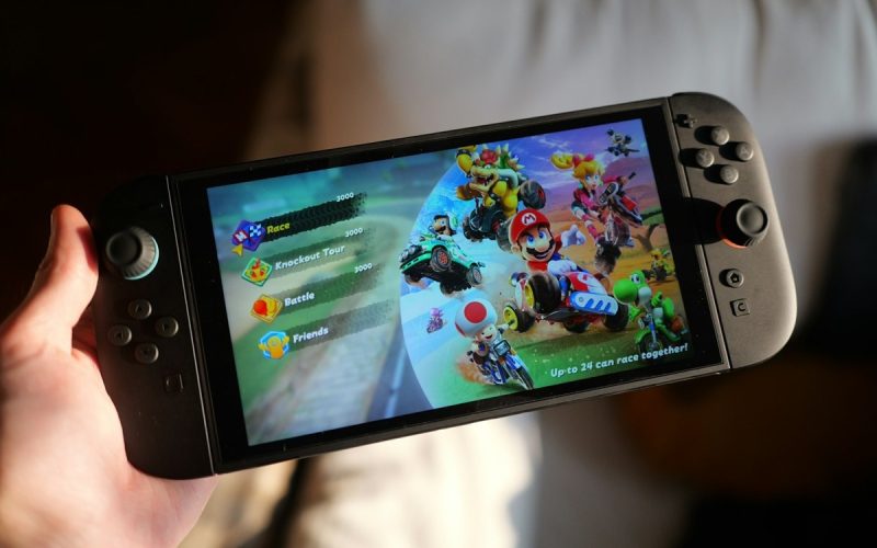 Jailbreak do Nintendo Switch 2 permite rodar YouTube e extrair jogos; veja como!